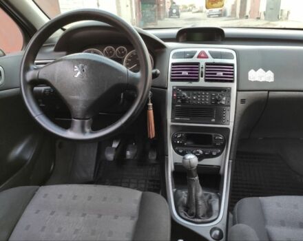 Синій Пежо 307, об'ємом двигуна 2 л та пробігом 466 тис. км за 3350 $, фото 2 на Automoto.ua