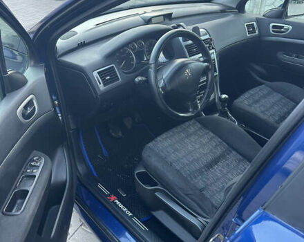 Синій Пежо 307, об'ємом двигуна 2 л та пробігом 480 тис. км за 2999 $, фото 5 на Automoto.ua