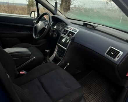 Синий Пежо 307, объемом двигателя 2 л и пробегом 320 тыс. км за 2699 $, фото 4 на Automoto.ua