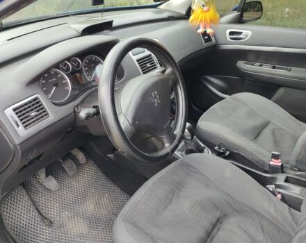 Синій Пежо 307, об'ємом двигуна 1.6 л та пробігом 360 тис. км за 3500 $, фото 4 на Automoto.ua