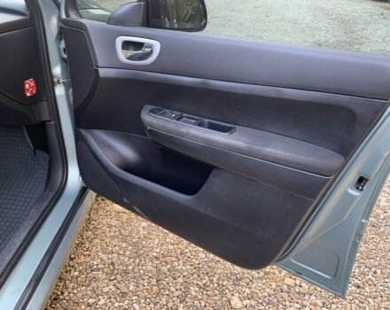 Синий Пежо 307, объемом двигателя 2 л и пробегом 234 тыс. км за 4850 $, фото 13 на Automoto.ua