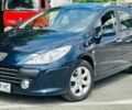 Синий Пежо 307, объемом двигателя 1.59 л и пробегом 266 тыс. км за 3900 $, фото 1 на Automoto.ua