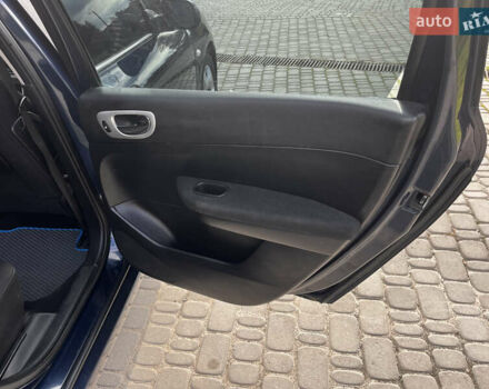 Синий Пежо 307, объемом двигателя 1.56 л и пробегом 300 тыс. км за 4350 $, фото 22 на Automoto.ua