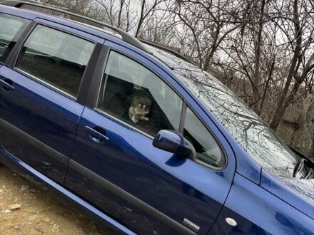 Синий Пежо 307, объемом двигателя 0 л и пробегом 270 тыс. км за 2700 $, фото 1 на Automoto.ua