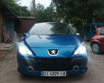 Синий Пежо 307, объемом двигателя 1.59 л и пробегом 260 тыс. км за 2350 $, фото 1 на Automoto.ua