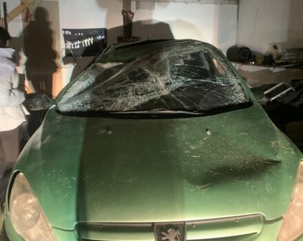 Зеленый Пежо 307, объемом двигателя 1.6 л и пробегом 340 тыс. км за 1200 $, фото 2 на Automoto.ua