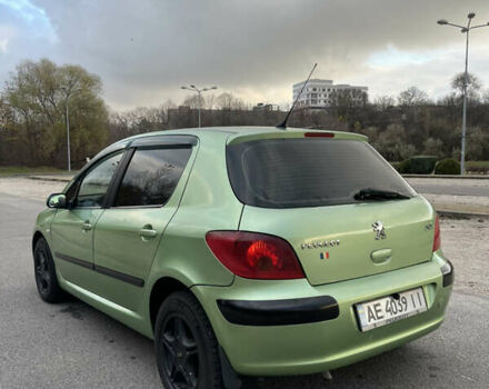 Зеленый Пежо 307, объемом двигателя 1.59 л и пробегом 228 тыс. км за 3500 $, фото 6 на Automoto.ua