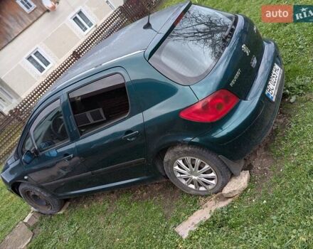 Зеленый Пежо 307, объемом двигателя 1.59 л и пробегом 260 тыс. км за 1999 $, фото 7 на Automoto.ua