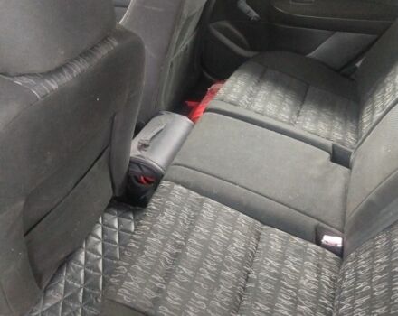 Зеленый Пежо 307, объемом двигателя 2 л и пробегом 270 тыс. км за 3000 $, фото 7 на Automoto.ua