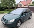 Зеленый Пежо 307, объемом двигателя 1.36 л и пробегом 245 тыс. км за 3000 $, фото 1 на Automoto.ua