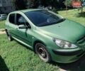 Зеленый Пежо 307, объемом двигателя 1.36 л и пробегом 237 тыс. км за 3500 $, фото 1 на Automoto.ua