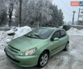 Зеленый Пежо 307, объемом двигателя 1.4 л и пробегом 250 тыс. км за 2100 $, фото 1 на Automoto.ua