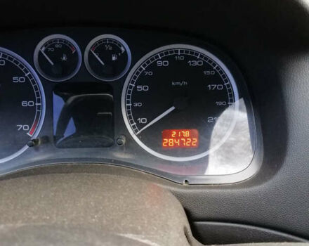 Зелений Пежо 307, об'ємом двигуна 1.4 л та пробігом 284 тис. км за 3000 $, фото 7 на Automoto.ua