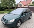 Зеленый Пежо 307, объемом двигателя 1.36 л и пробегом 245 тыс. км за 2900 $, фото 1 на Automoto.ua