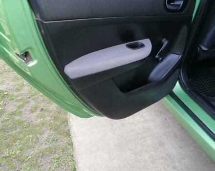 Зелений Пежо 307, об'ємом двигуна 1.4 л та пробігом 284 тис. км за 3000 $, фото 10 на Automoto.ua