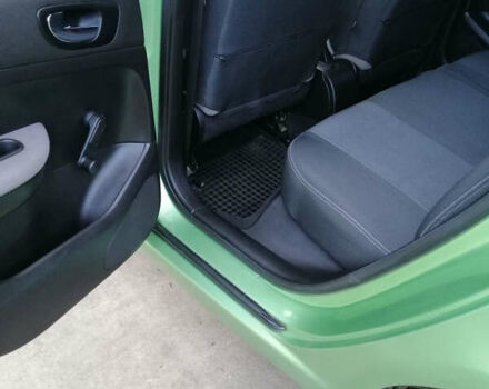 Зелений Пежо 307, об'ємом двигуна 1.4 л та пробігом 284 тис. км за 3000 $, фото 11 на Automoto.ua