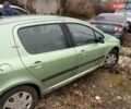 Зеленый Пежо 307, объемом двигателя 1.4 л и пробегом 190 тыс. км за 2100 $, фото 1 на Automoto.ua