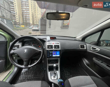 Зеленый Пежо 307, объемом двигателя 1.59 л и пробегом 198 тыс. км за 4500 $, фото 6 на Automoto.ua