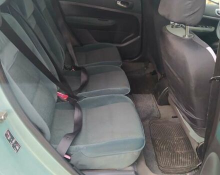 Зелений Пежо 307, об'ємом двигуна 2 л та пробігом 258 тис. км за 3750 $, фото 2 на Automoto.ua