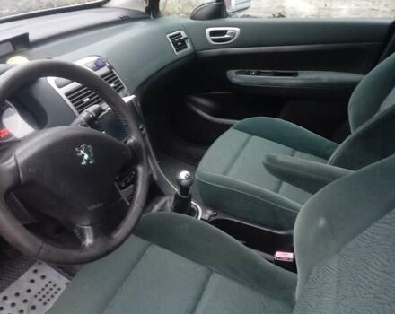 Зелений Пежо 307, об'ємом двигуна 1.59 л та пробігом 300 тис. км за 3799 $, фото 1 на Automoto.ua