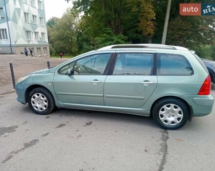 Зеленый Пежо 307, объемом двигателя 1.59 л и пробегом 282 тыс. км за 3900 $, фото 9 на Automoto.ua