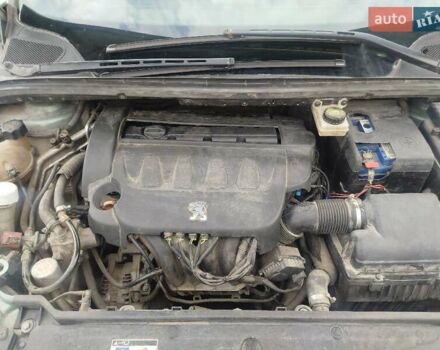 Зелений Пежо 307, об'ємом двигуна 2 л та пробігом 350 тис. км за 3500 $, фото 15 на Automoto.ua