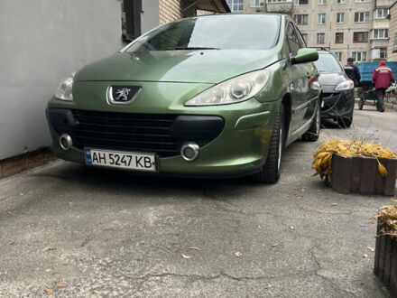 Зелений Пежо 307, об'ємом двигуна 1.59 л та пробігом 198 тис. км за 4500 $, фото 1 на Automoto.ua