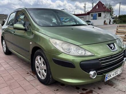 Зелений Пежо 307, об'ємом двигуна 1.59 л та пробігом 280 тис. км за 4600 $, фото 1 на Automoto.ua
