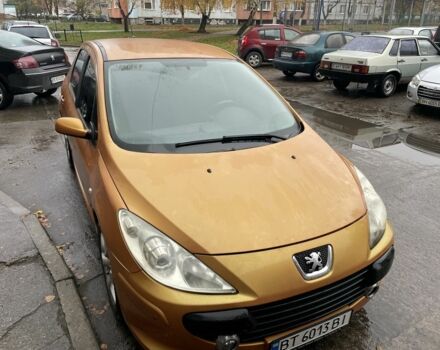 Оранжевый Пежо 307, объемом двигателя 2 л и пробегом 179 тыс. км за 4280 $, фото 1 на Automoto.ua