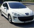 Белый Пежо 308, объемом двигателя 1.6 л и пробегом 82 тыс. км за 5700 $, фото 1 на Automoto.ua
