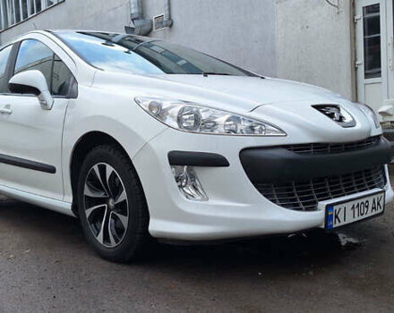 Белый Пежо 308, объемом двигателя 1.6 л и пробегом 121 тыс. км за 6550 $, фото 19 на Automoto.ua