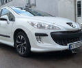 Белый Пежо 308, объемом двигателя 1.6 л и пробегом 121 тыс. км за 6550 $, фото 19 на Automoto.ua