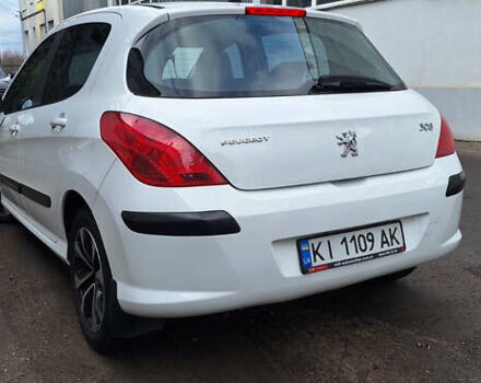 Белый Пежо 308, объемом двигателя 1.6 л и пробегом 121 тыс. км за 6550 $, фото 27 на Automoto.ua