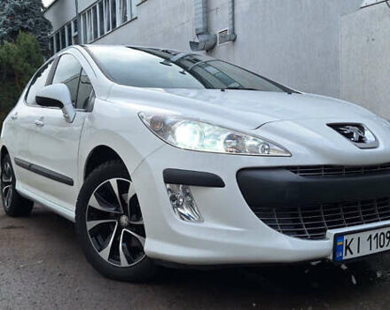 Белый Пежо 308, объемом двигателя 1.6 л и пробегом 121 тыс. км за 6550 $, фото 31 на Automoto.ua