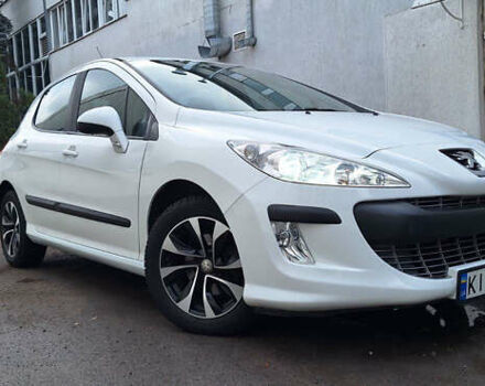Белый Пежо 308, объемом двигателя 1.6 л и пробегом 121 тыс. км за 6550 $, фото 30 на Automoto.ua