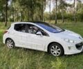 Белый Пежо 308, объемом двигателя 1.6 л и пробегом 155 тыс. км за 5600 $, фото 10 на Automoto.ua