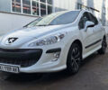 Белый Пежо 308, объемом двигателя 1.6 л и пробегом 121 тыс. км за 6550 $, фото 2 на Automoto.ua