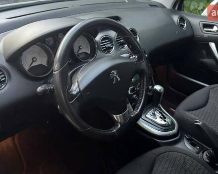 Белый Пежо 308, объемом двигателя 1.6 л и пробегом 255 тыс. км за 7800 $, фото 9 на Automoto.ua