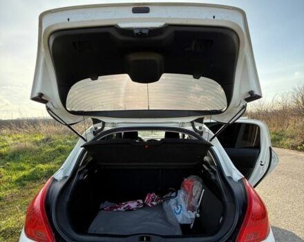 Білий Пежо 308, об'ємом двигуна 1.6 л та пробігом 193 тис. км за 6700 $, фото 4 на Automoto.ua
