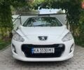 Белый Пежо 308, объемом двигателя 1.6 л и пробегом 255 тыс. км за 7800 $, фото 14 на Automoto.ua