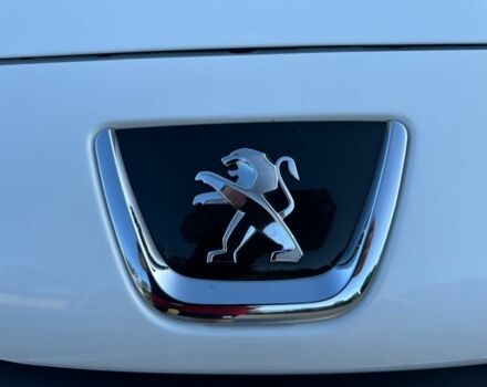 Белый Пежо 308, объемом двигателя 1.6 л и пробегом 113 тыс. км за 6700 $, фото 3 на Automoto.ua