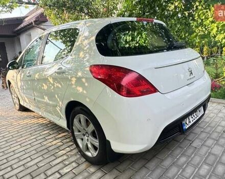 Белый Пежо 308, объемом двигателя 1.6 л и пробегом 255 тыс. км за 7800 $, фото 17 на Automoto.ua