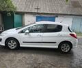 Белый Пежо 308, объемом двигателя 1.6 л и пробегом 289 тыс. км за 6000 $, фото 3 на Automoto.ua