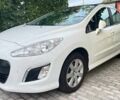 Белый Пежо 308, объемом двигателя 1.6 л и пробегом 255 тыс. км за 7800 $, фото 13 на Automoto.ua