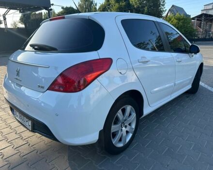 Белый Пежо 308, объемом двигателя 1.6 л и пробегом 113 тыс. км за 6700 $, фото 1 на Automoto.ua
