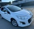 Белый Пежо 308, объемом двигателя 1.6 л и пробегом 113 тыс. км за 6700 $, фото 1 на Automoto.ua