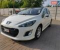 Белый Пежо 308, объемом двигателя 1.6 л и пробегом 187 тыс. км за 8300 $, фото 1 на Automoto.ua