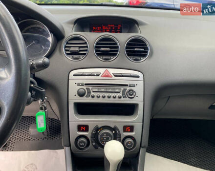 Белый Пежо 308, объемом двигателя 1.6 л и пробегом 196 тыс. км за 6500 $, фото 14 на Automoto.ua