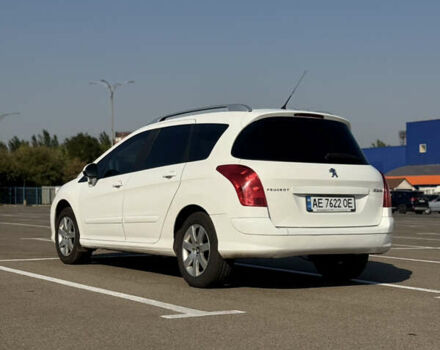 Белый Пежо 308, объемом двигателя 1.6 л и пробегом 183 тыс. км за 8000 $, фото 4 на Automoto.ua