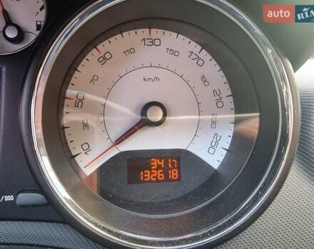 Белый Пежо 308, объемом двигателя 1.6 л и пробегом 135 тыс. км за 7400 $, фото 19 на Automoto.ua